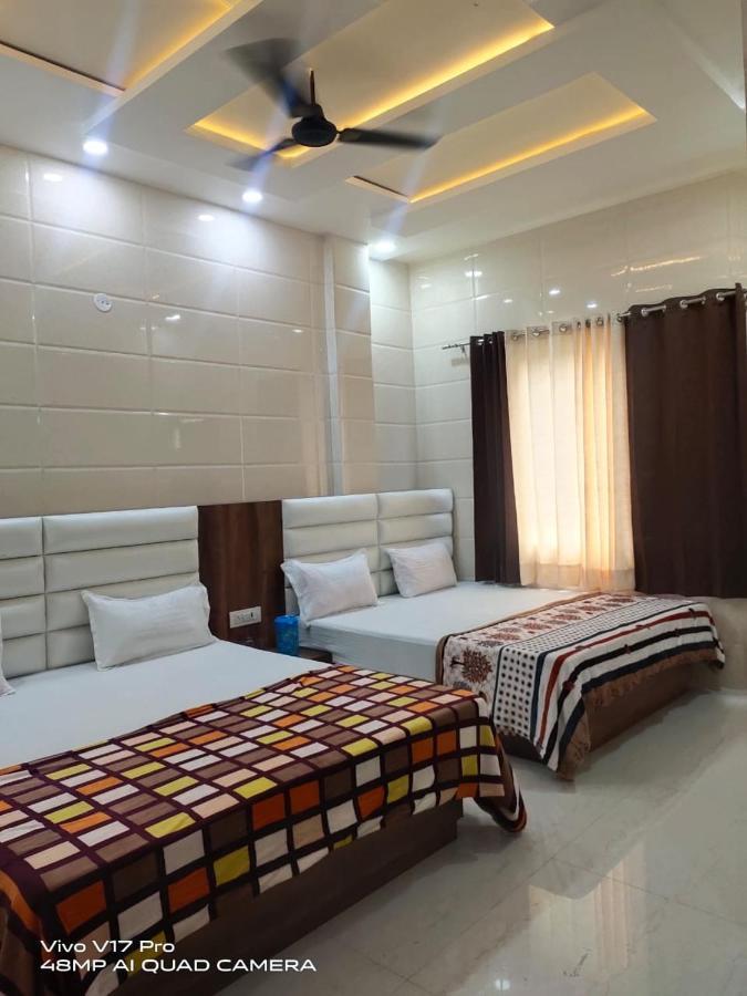 Jasneet Homestay Amritsar Eksteriør billede