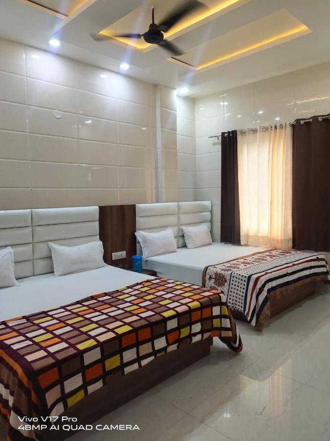 Jasneet Homestay Amritsar Eksteriør billede