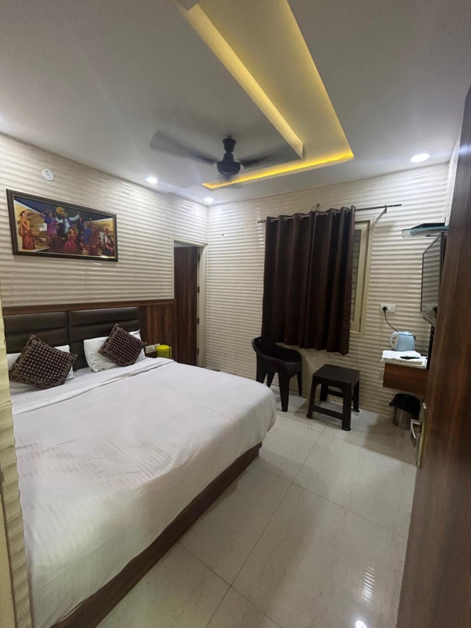 Jasneet Homestay Amritsar Eksteriør billede